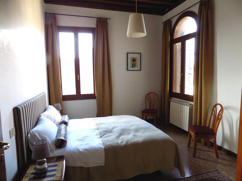 San Trovaso Venise